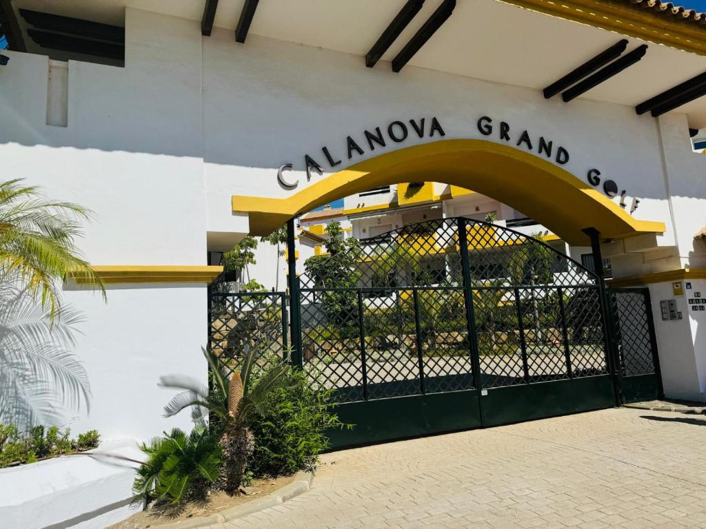 Calanova Golf Seaviews